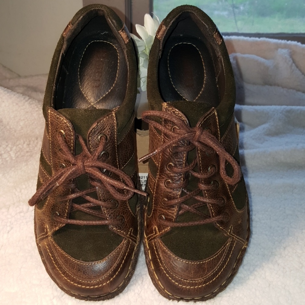 Born Women's "Melissa" Dark Green Suede